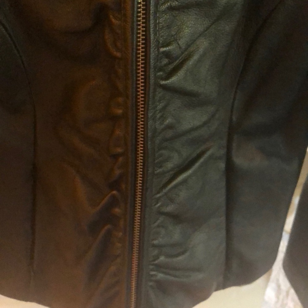 Leather jacket - Picture 5 of 6